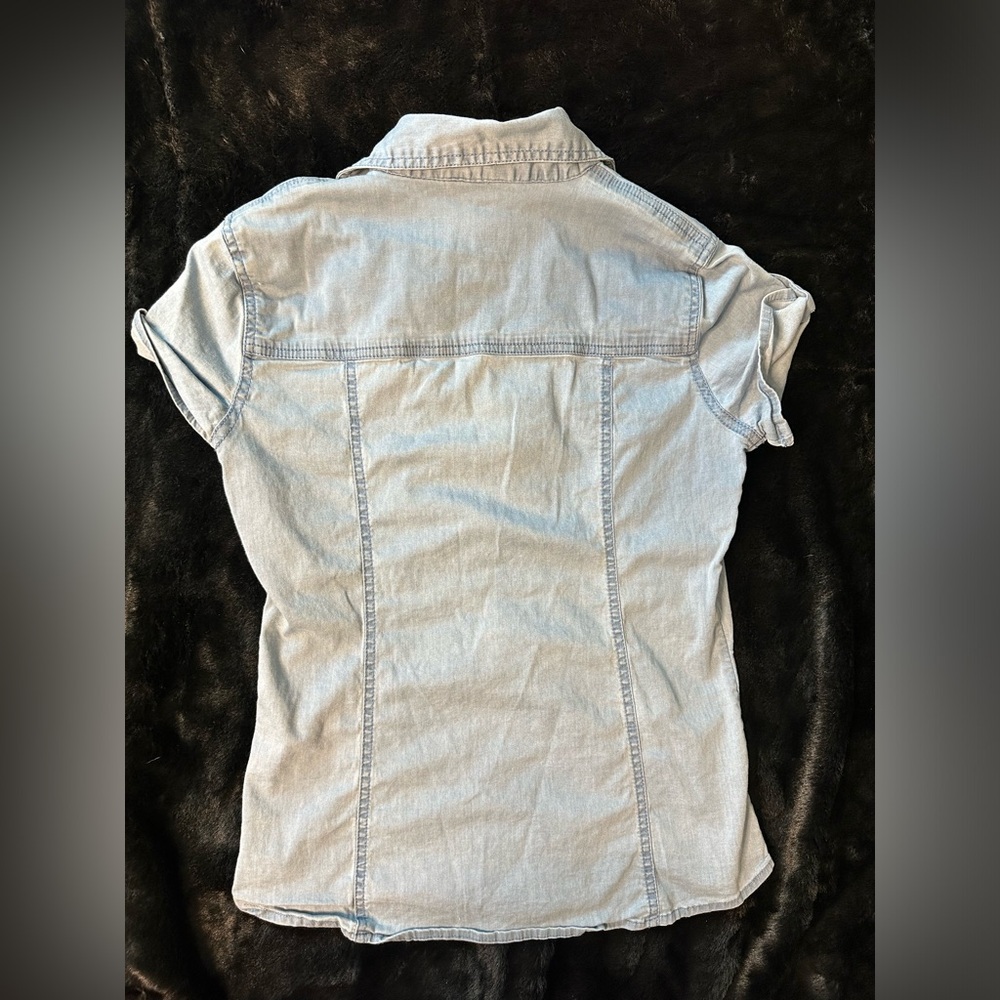 Guess button up - Picture 2 of 3